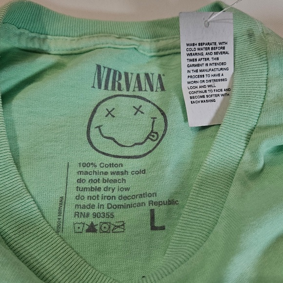 Nirvana Shirt Mens Large Mint Green Happy Face Graphic Short Sleeve Crewneck - Picture 4 of 6